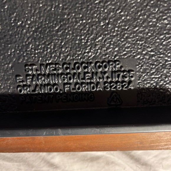 Rusty Wallace, Miller Genuine Draft #2 NASCAR Clock with Wood Frame - Picture 4 of 5